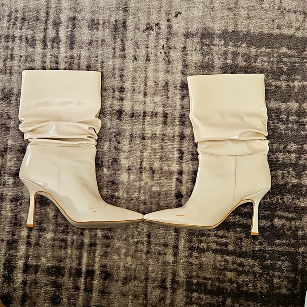 Jeffrey Campbell Guillo Pointed Toe Boot - Ivory Patent